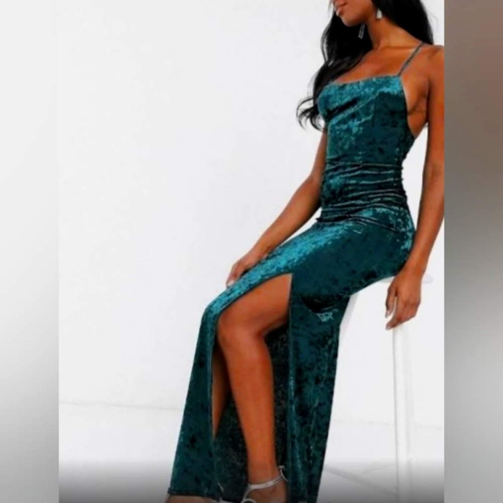 NWT Club London Velvet Square Neck Crushed Velvet Maxi Dress Size 22 - Picture 2 of 3